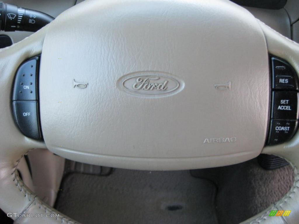 2002 F150 XLT SuperCab - Arizona Beige Metallic / Medium Parchment photo #29
