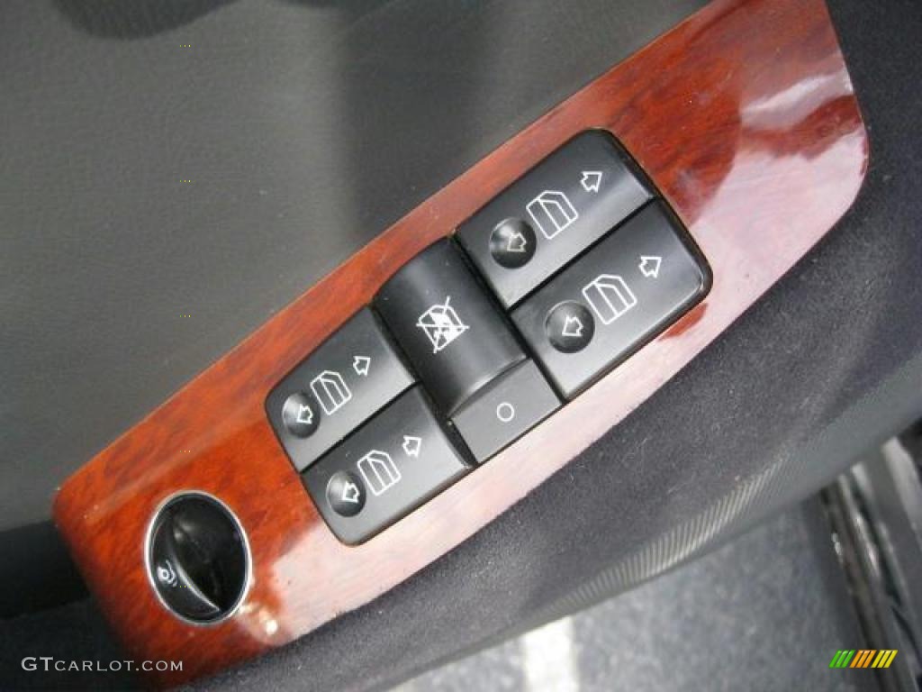 2006 Mercedes-Benz S 350 Sedan Controls Photo #44442838