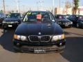 Jet Black - X5 3.0i Photo No. 2