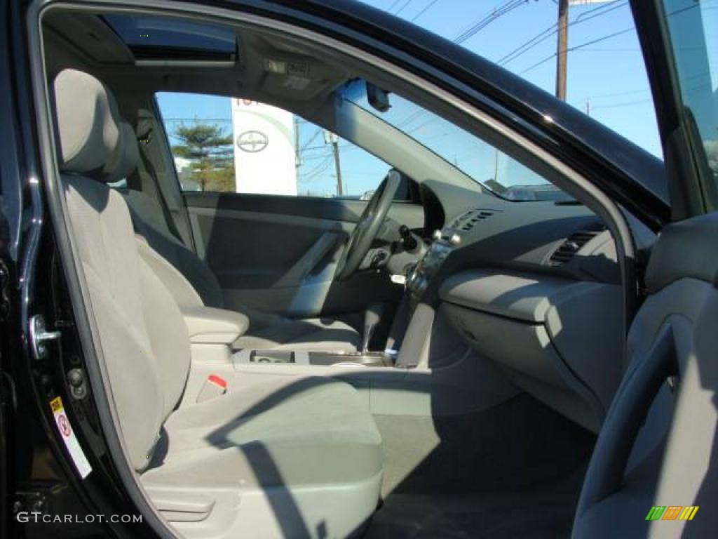2007 Camry LE - Black / Ash photo #8