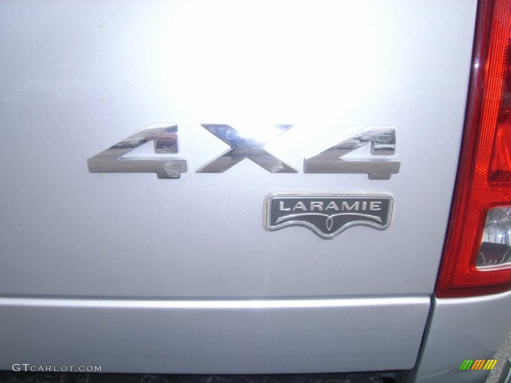 2004 Ram 1500 Laramie Quad Cab 4x4 - Bright Silver Metallic / Dark Slate Gray photo #5