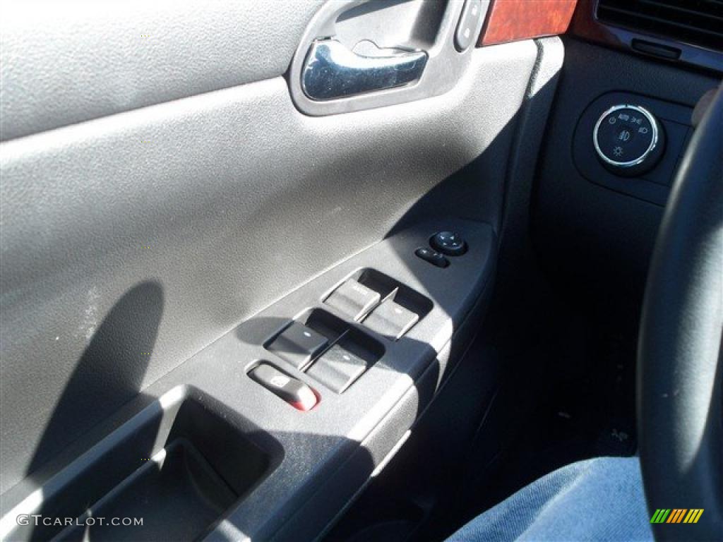 2010 Impala LTZ - Silver Ice Metallic / Ebony photo #23