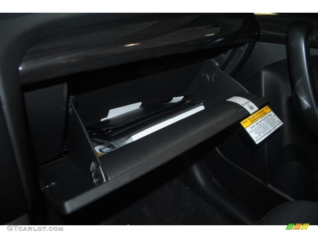 2011 Sorento LX AWD - Titanium Silver / Black photo #39