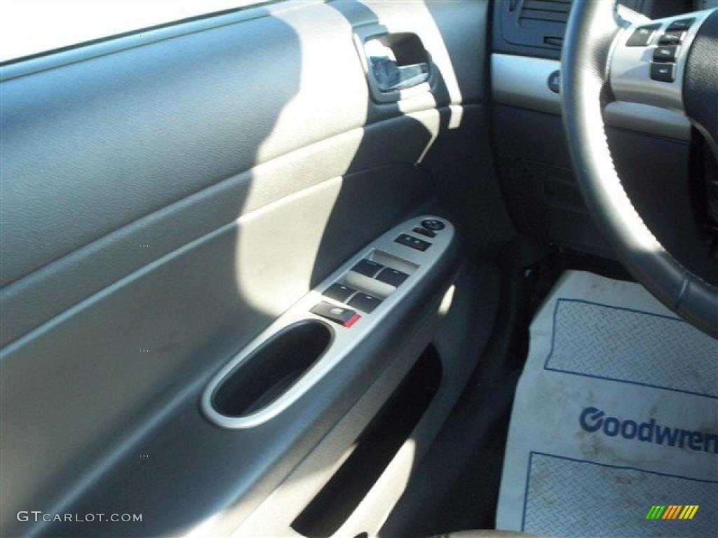 2010 Cobalt LT Sedan - Summit White / Ebony photo #16