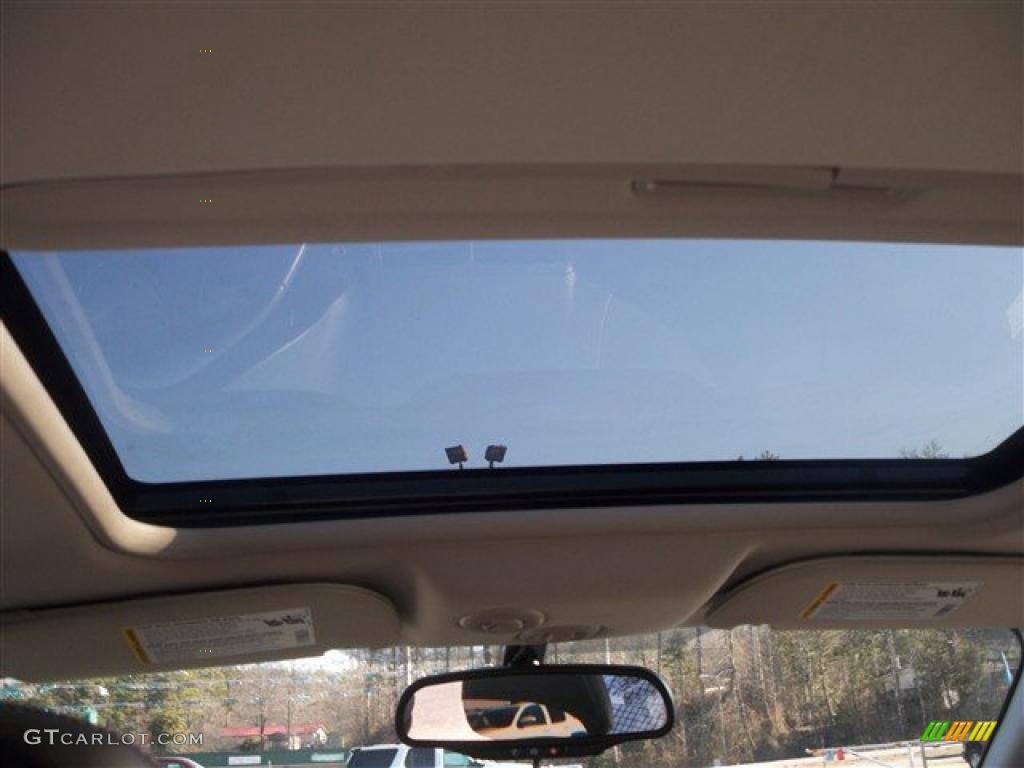 2010 Cobalt LT Sedan - Summit White / Ebony photo #20