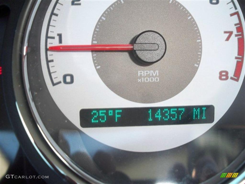 2010 Cobalt LT Sedan - Summit White / Ebony photo #27