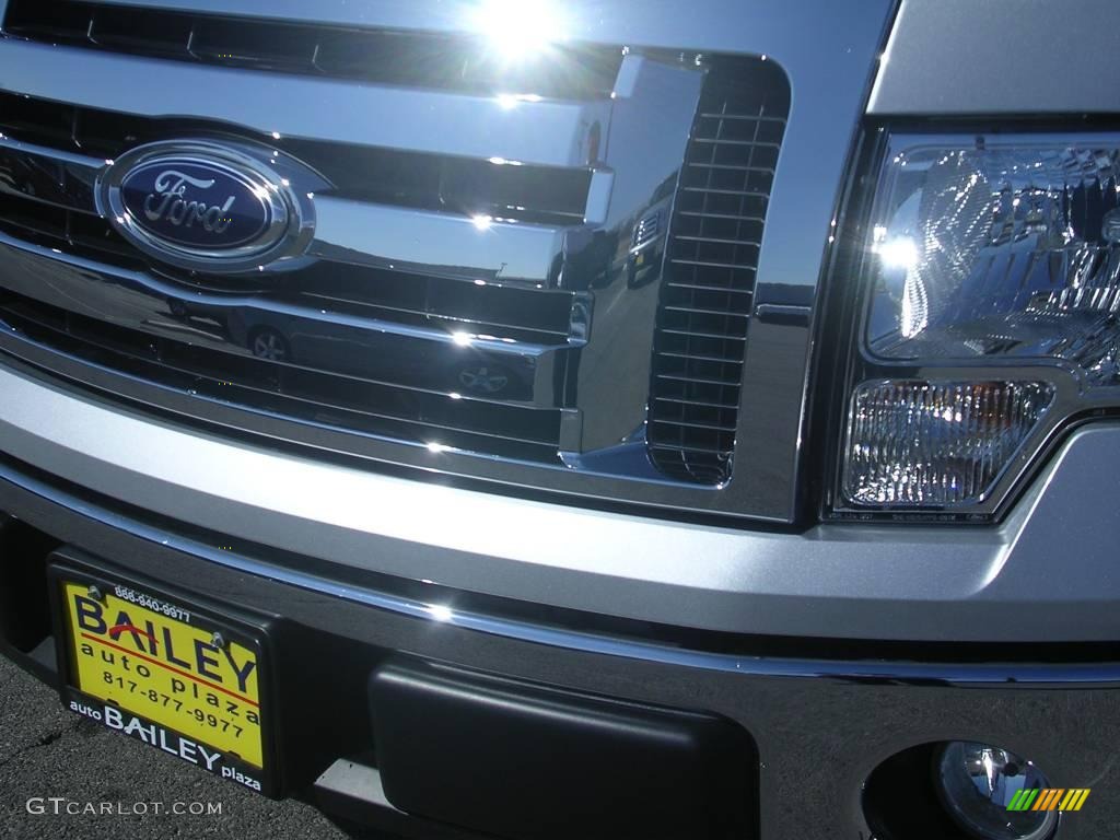 Brilliant Silver Metallic Ford F150