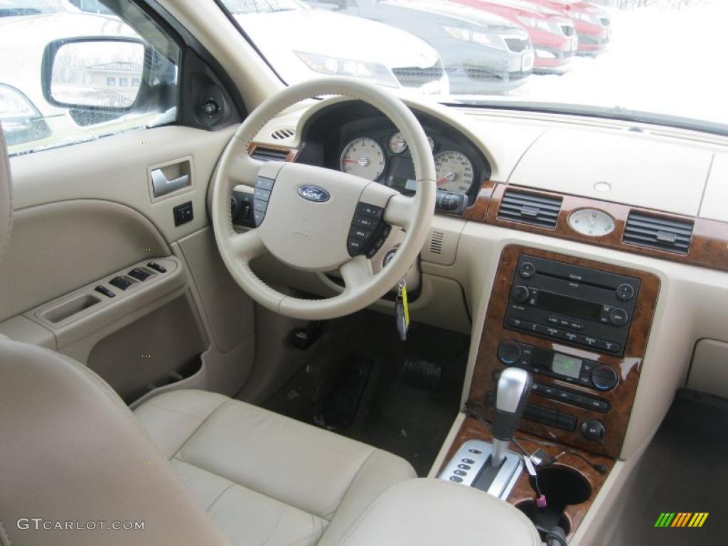 2006 Ford Five Hundred Limited Pebble Beige Dashboard Photo #44505055