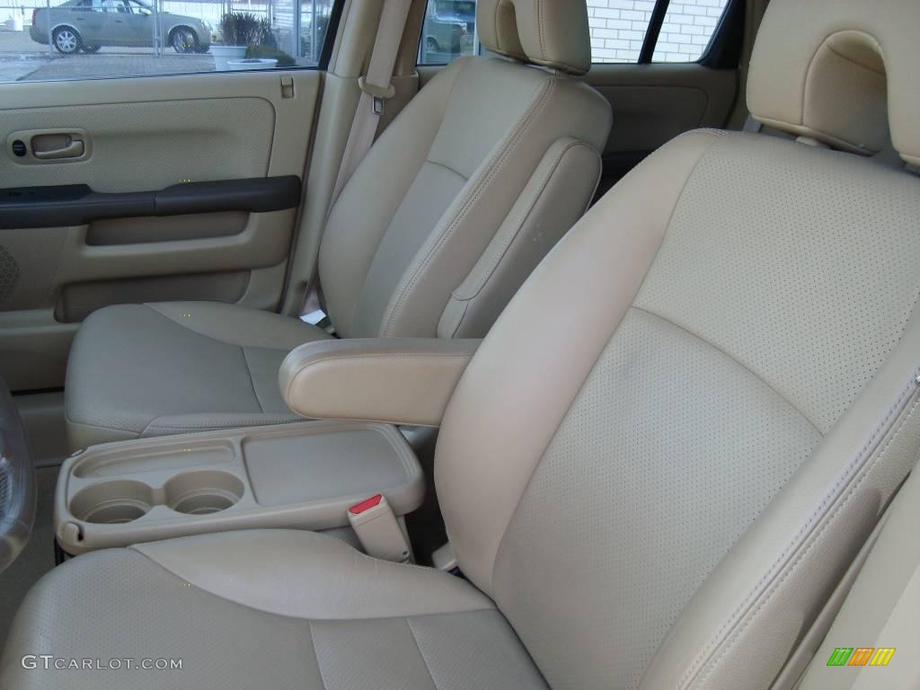 2006 CR-V SE 4WD - Taffeta White / Ivory photo #11