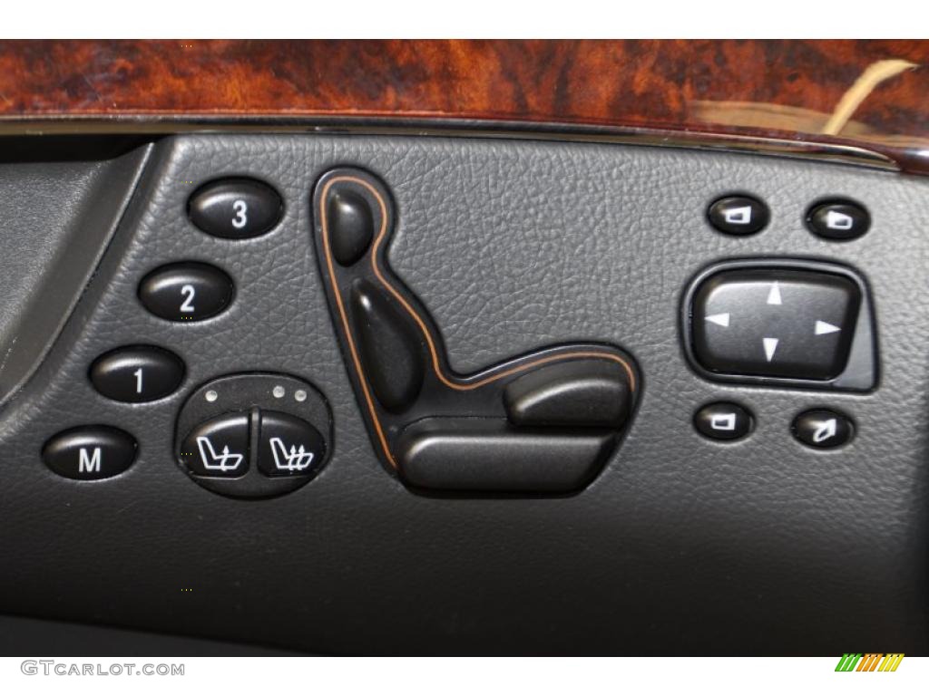 2005 Mercedes-Benz S 500 Sedan Controls Photo #44513183
