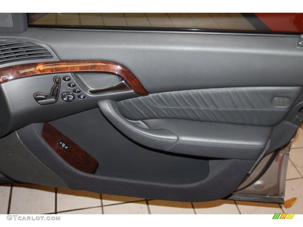 2005 Mercedes-Benz S 500 Sedan Charcoal Door Panel Photo #44513415