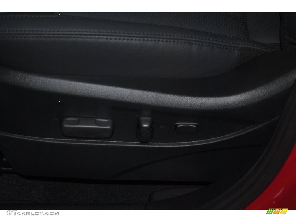 2011 Sportage EX AWD - Signal Red / Black photo #15