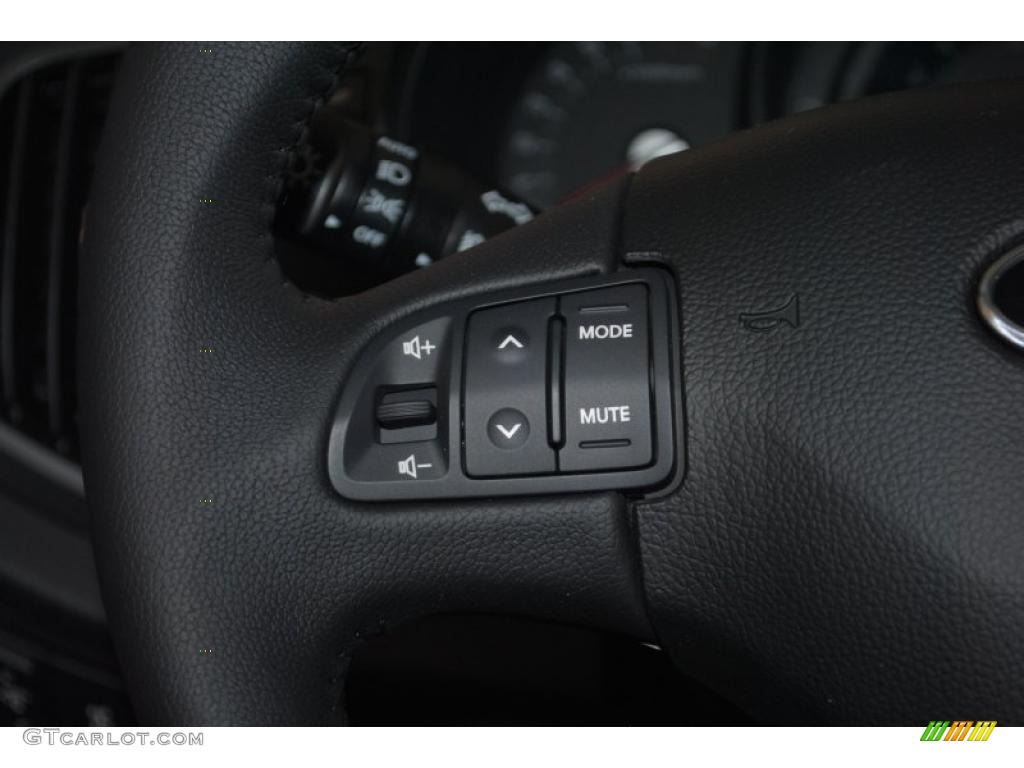 2011 Kia Sportage EX AWD Controls Photo #44518399