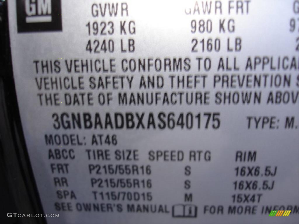 2010 HHR LS - Black / Gray photo #15