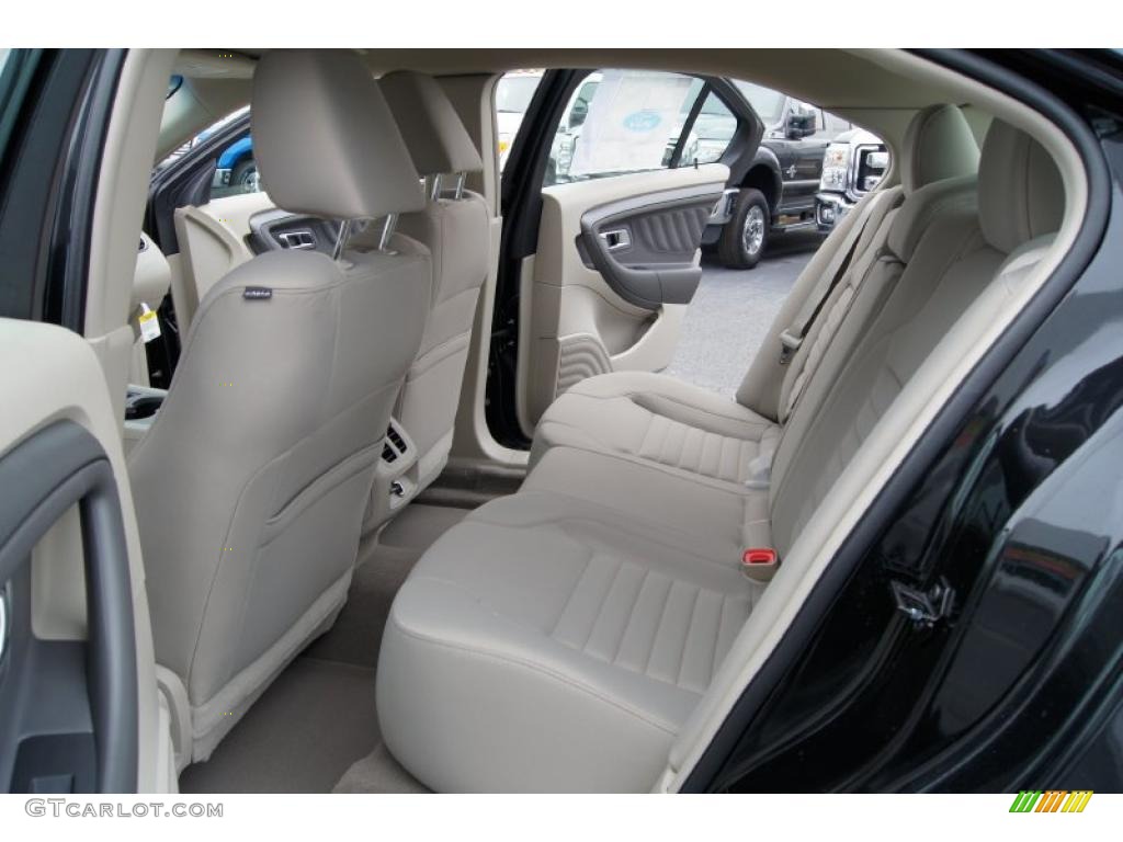 Light Stone Interior 2011 Ford Taurus SE Photo #44523187
