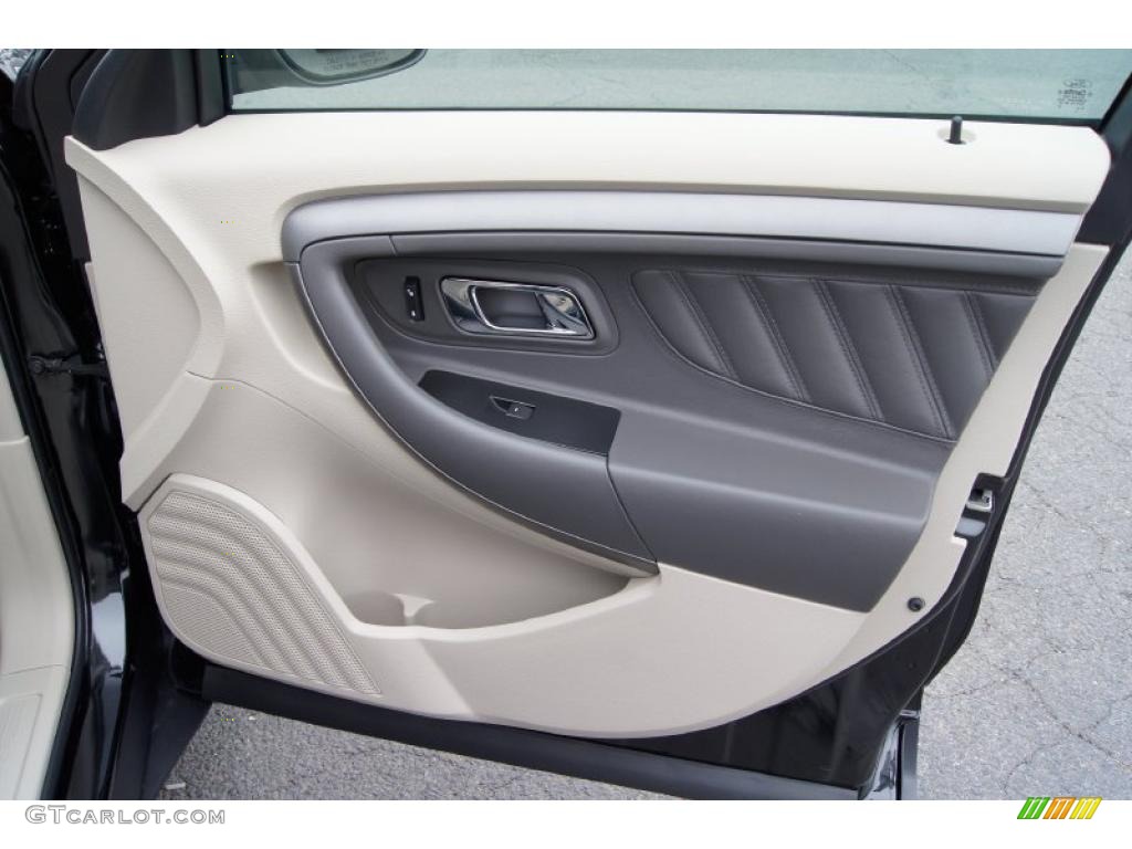 2011 Ford Taurus SE Light Stone Door Panel Photo #44523251
