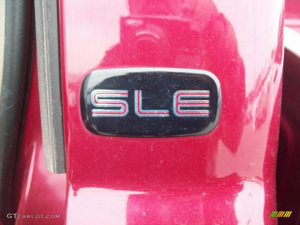 2006 Sierra 1500 SLE Hybrid Extended Cab 4x4 - Sport Red Metallic / Neutral photo #29