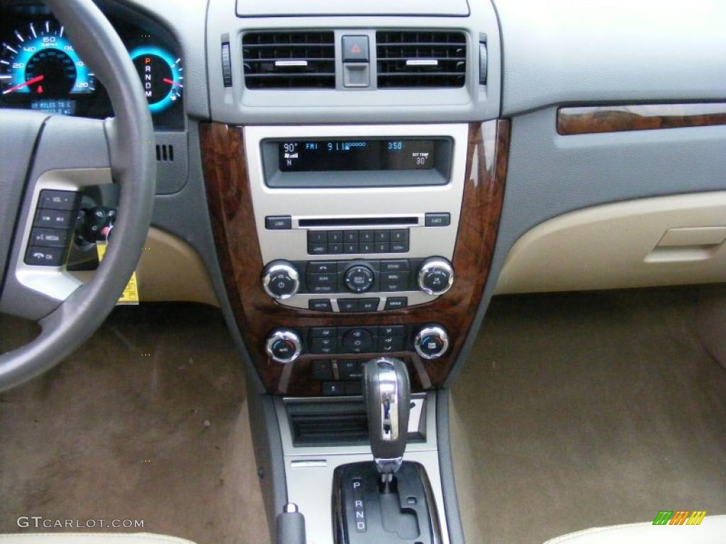 2010 Fusion SEL V6 - Smokestone Metallic / Camel photo #18