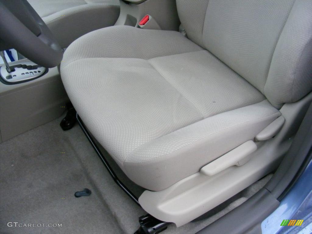 2010 Yaris Sedan - Pacific Blue Metallic / Bisque photo #10
