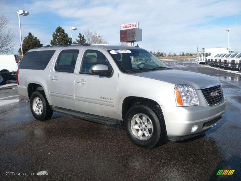 2010 Yukon XL SLT 4x4 - Pure Silver Metallic / Light Tan photo #1