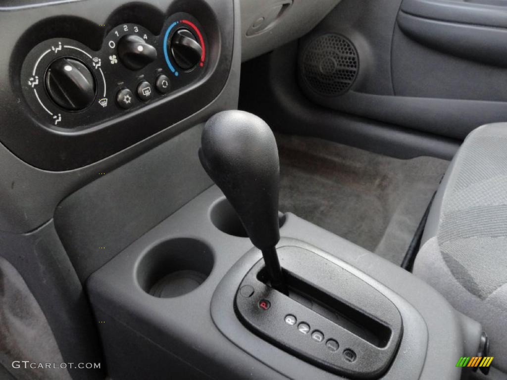 2003 Saturn ION 3 Sedan 5 Speed Automatic Transmission Photo #44535593