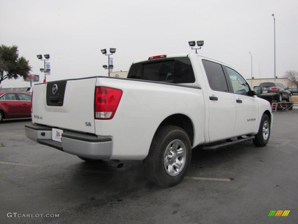 2007 Titan SE Crew Cab - White / Steel Gray photo #6