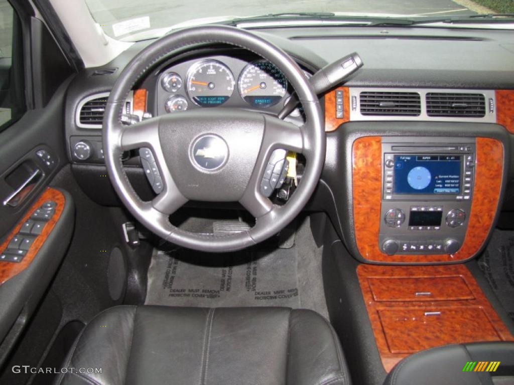 2008 Chevrolet Tahoe LTZ 4x4 Ebony Dashboard Photo #44542553