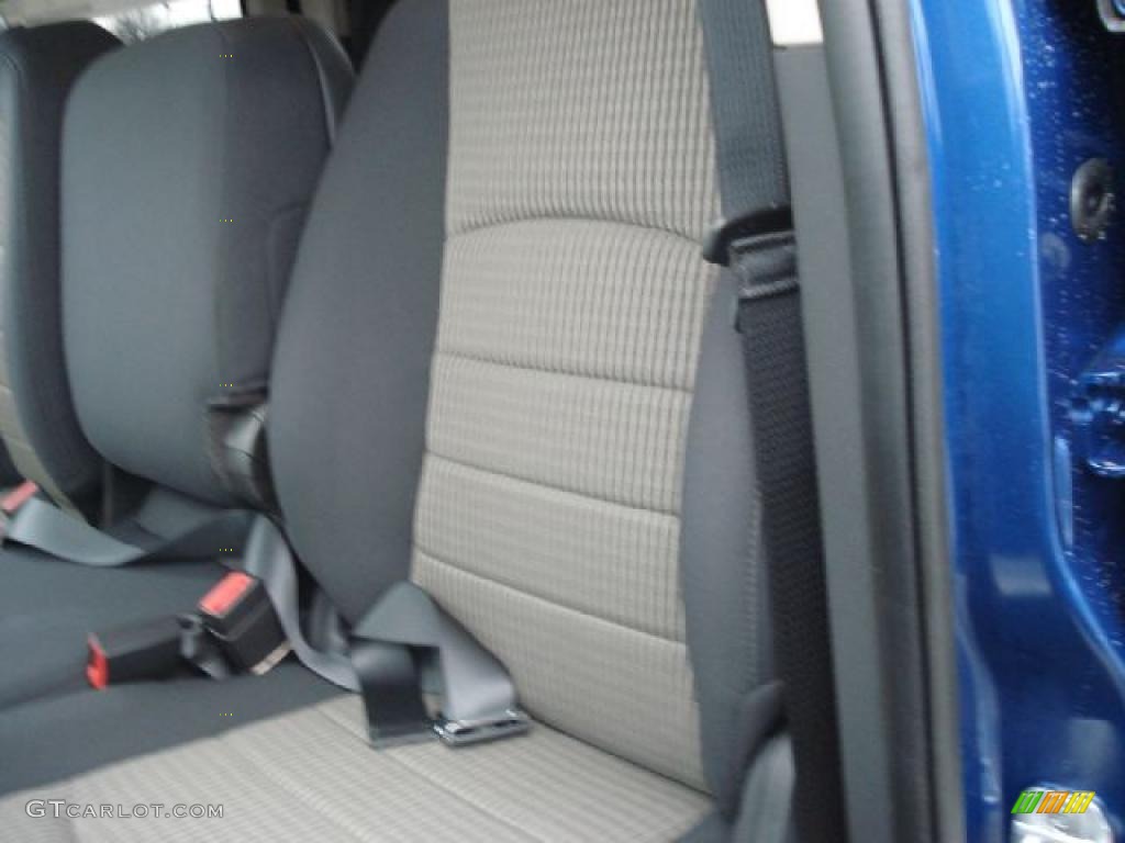 2011 Ram 1500 ST Quad Cab 4x4 - Deep Water Blue Pearl / Dark Slate Gray/Medium Graystone photo #7