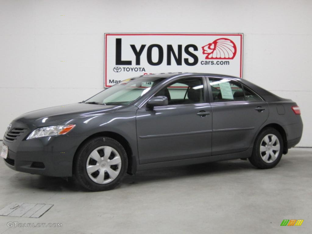 2007 Camry LE V6 - Magnetic Gray Metallic / Ash photo #1