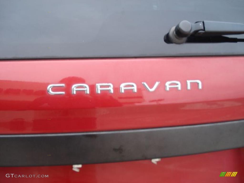 2006 Dodge Caravan SE Marks and Logos Photos