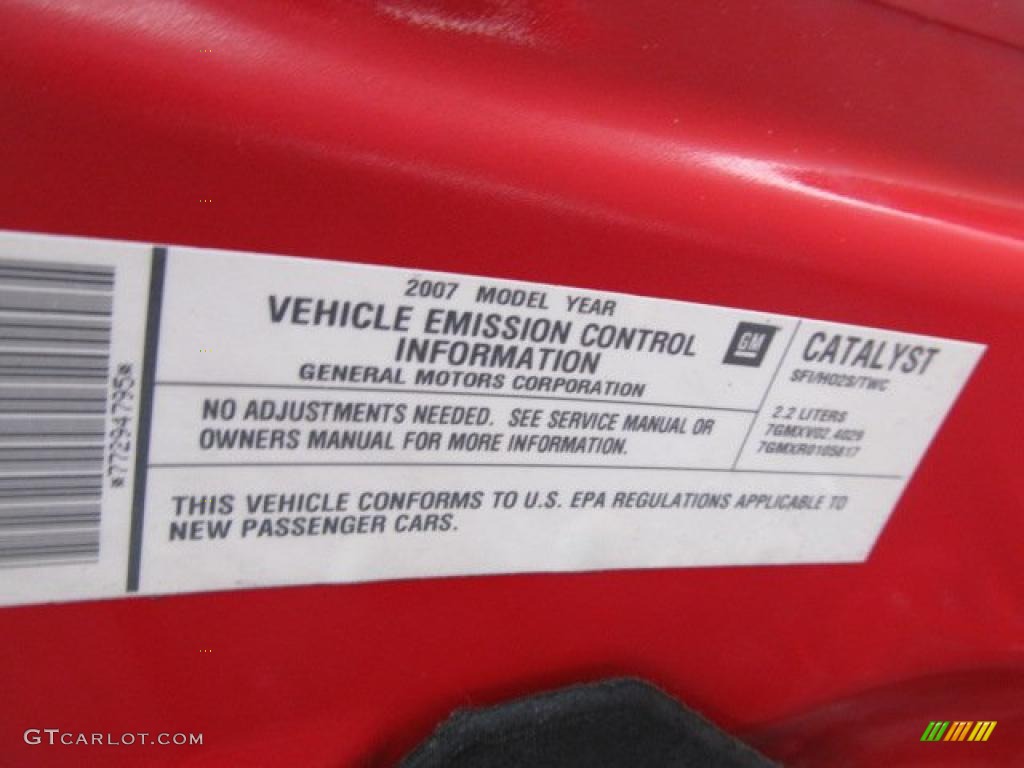 2007 Cobalt LS Coupe - Victory Red / Gray photo #12