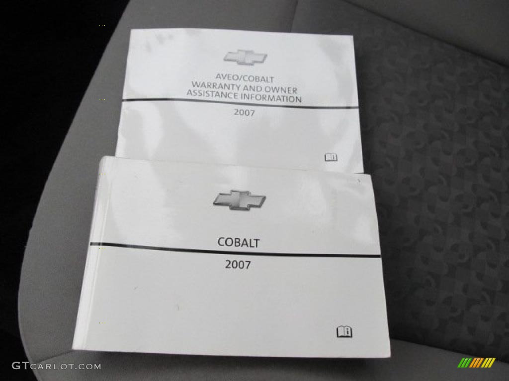 2007 Cobalt LS Coupe - Victory Red / Gray photo #26