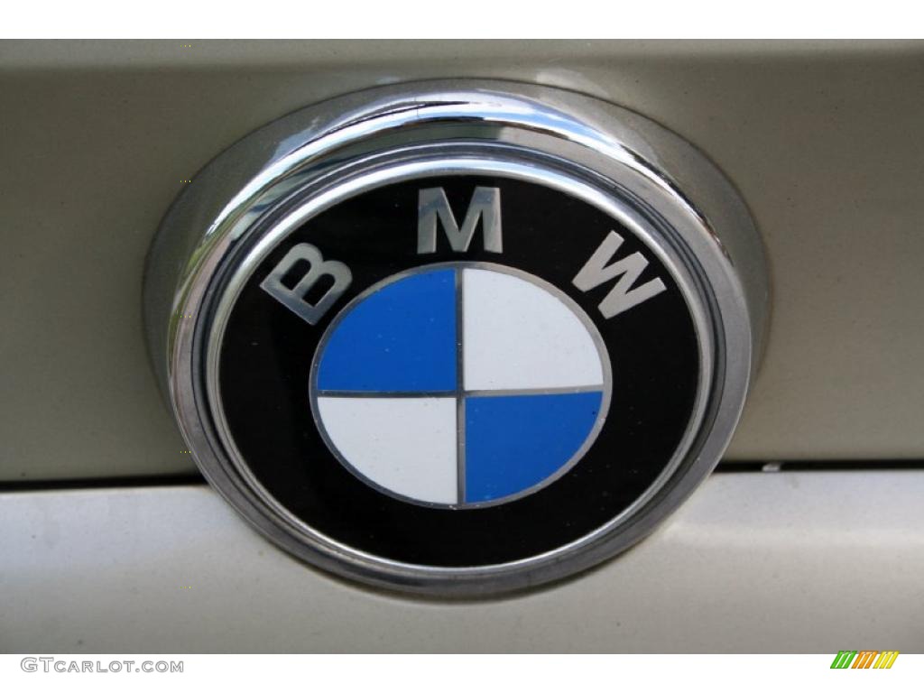 2000 BMW X5 4.4i Marks and Logos Photo #44554033