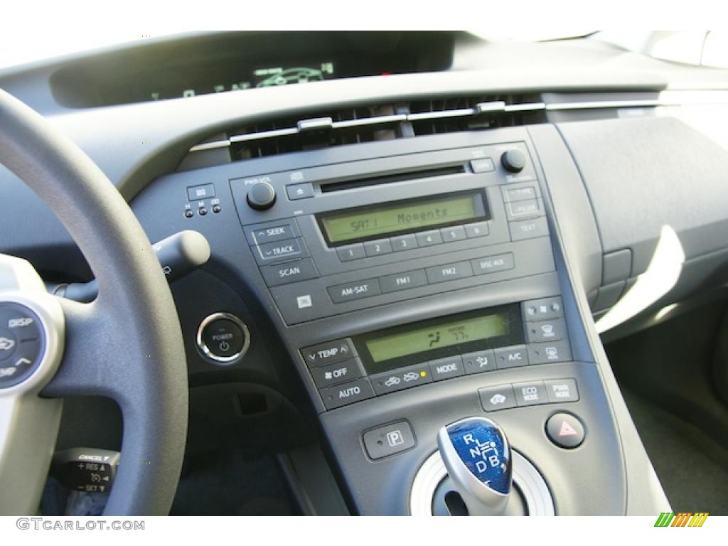 2011 Toyota Prius Hybrid III Controls Photo #44555449