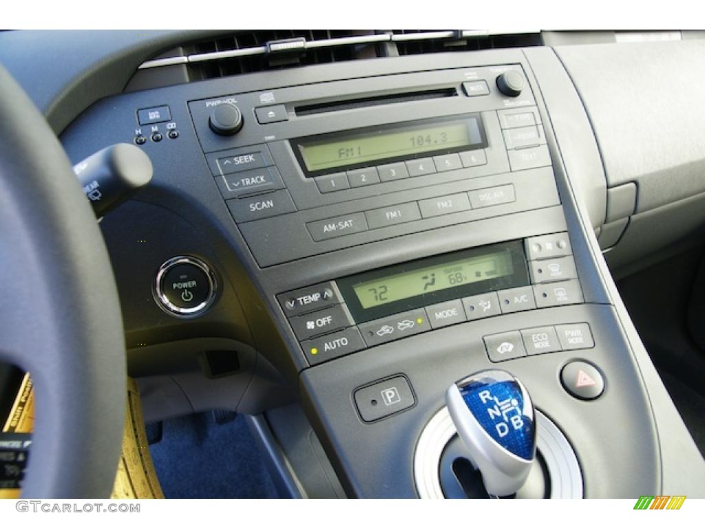 2011 Toyota Prius Hybrid II Controls Photo #44555749