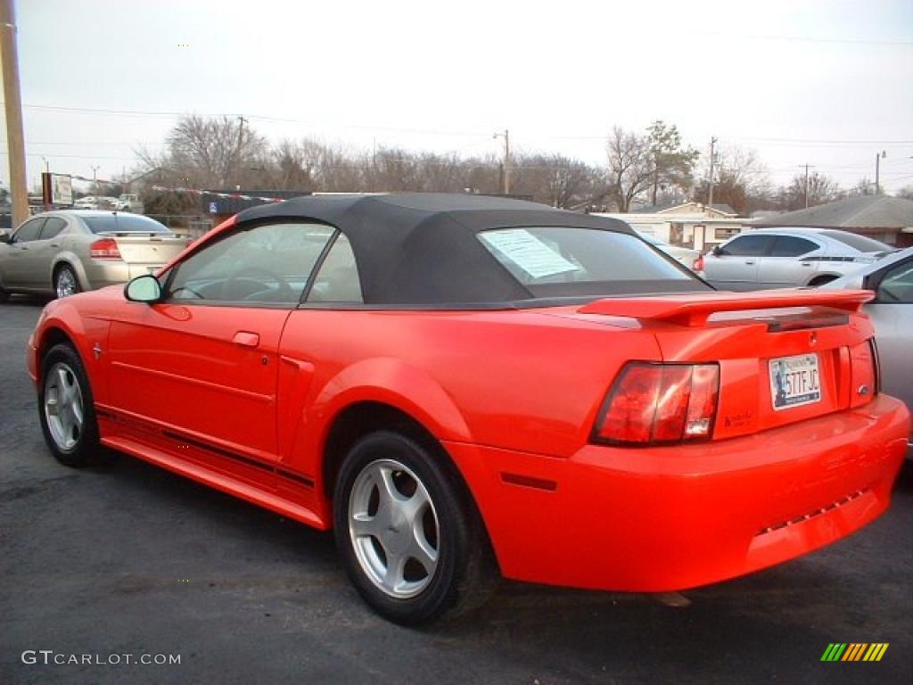 2001 Mustang V6 Convertible - Performance Red / Medium Graphite photo #4