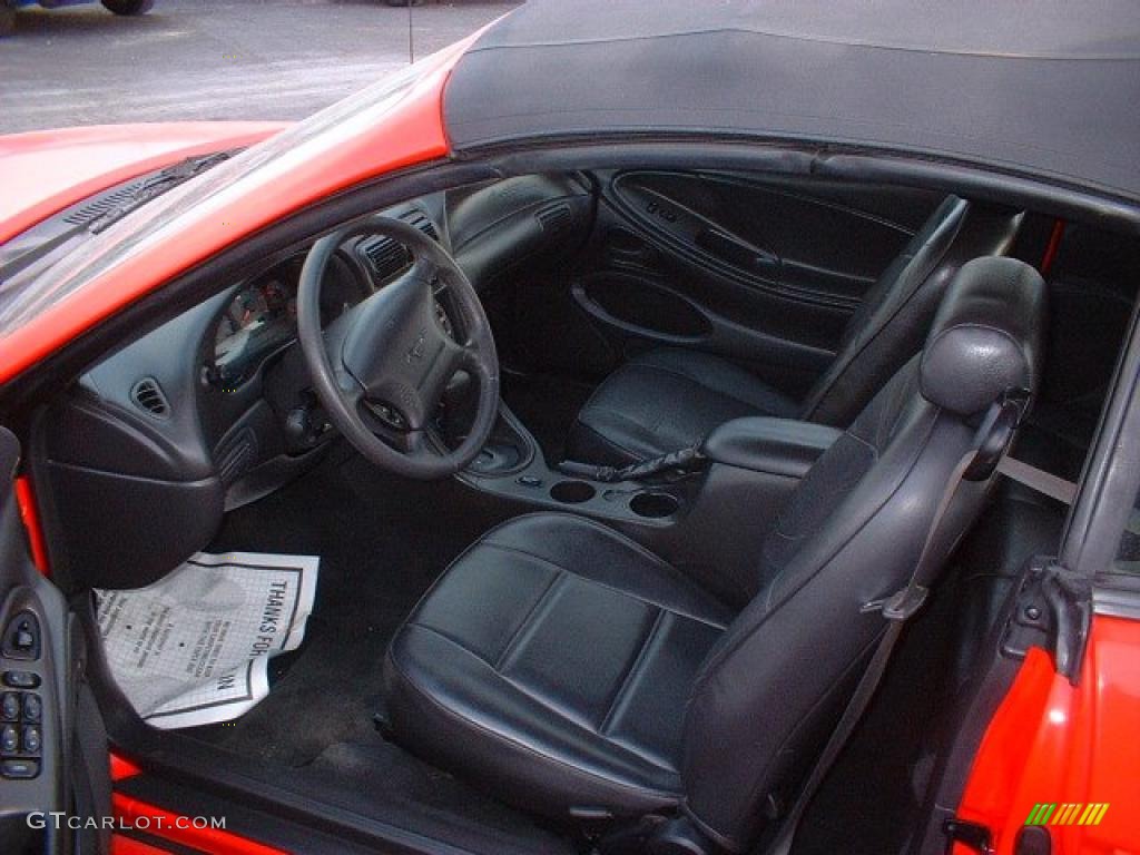 2001 Mustang V6 Convertible - Performance Red / Medium Graphite photo #8