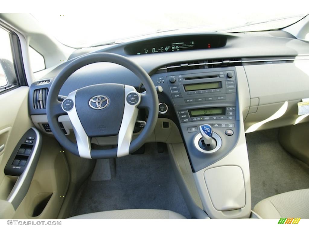 Bisque Interior 2011 Toyota Prius Hybrid II Photo #44556577