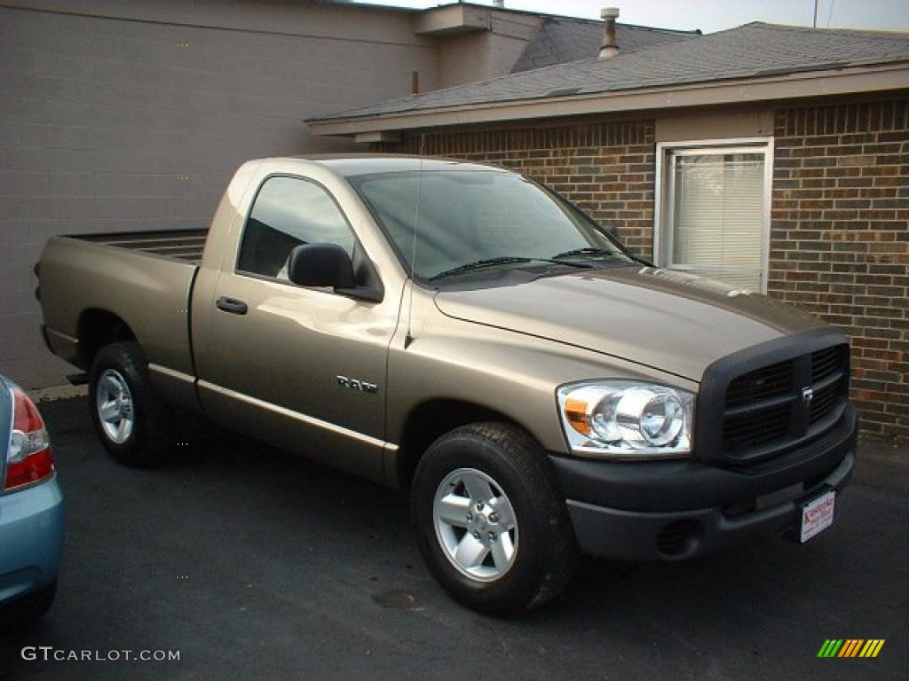 2008 Ram 1500 ST Regular Cab - Light Khaki Metallic / Khaki photo #3