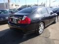 Black Obsidian - M 35x Sedan Photo No. 4