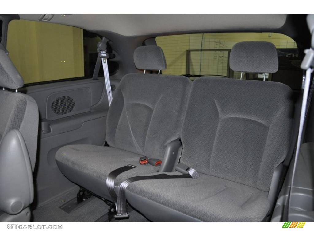 Medium Slate Gray Interior 2004 Chrysler Town & Country LX Photo #44564193
