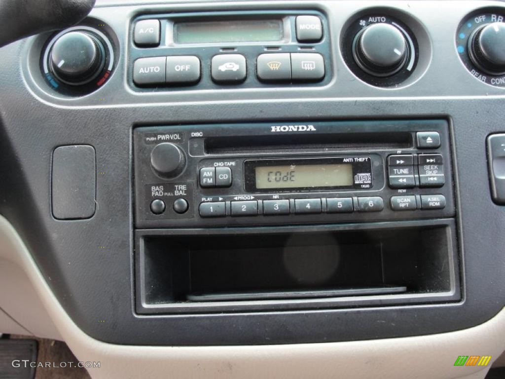 2002 Honda Odyssey EX-L Controls Photo #44565657