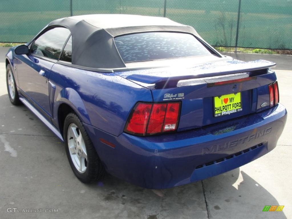 2002 Mustang V6 Convertible - Sonic Blue Metallic / Medium Graphite photo #5