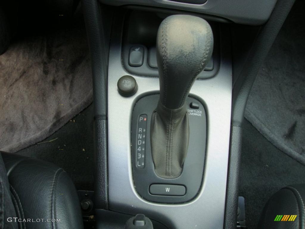 2001 Volvo C70 SE Coupe 5 Speed Automatic Transmission Photo #44570165