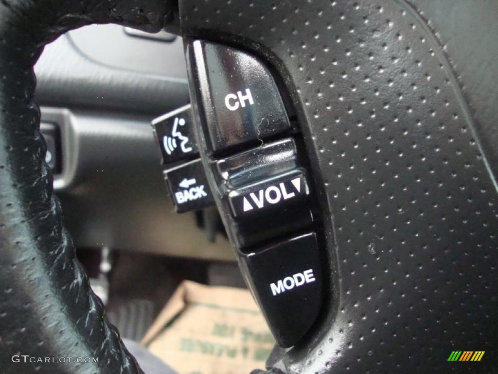 2004 MDX Touring - Starlight Silver Metallic / Ebony photo #56