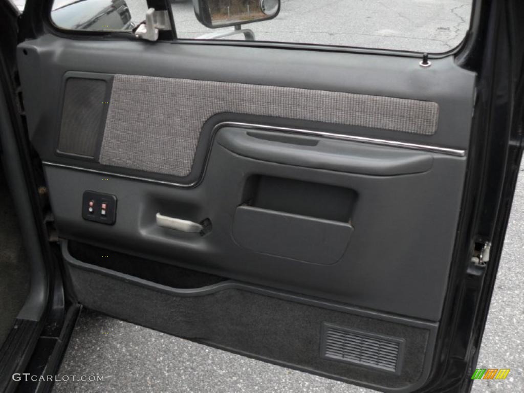 1990 Ford F150 XLT Lariat Regular Cab Dark Charcoal Door Panel Photo #44573785