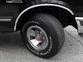 1990 Ford F150 XLT Lariat Regular Cab Wheel and Tire Photo