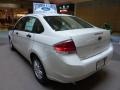 White Suede - Focus SE Sedan Photo No. 4