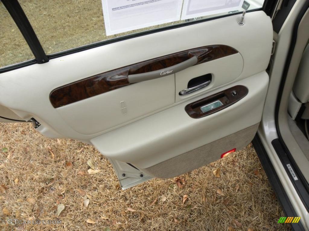 2000 Town Car Cartier - Ivory Parchment Pearl Tri Coat / Light Parchment photo #9