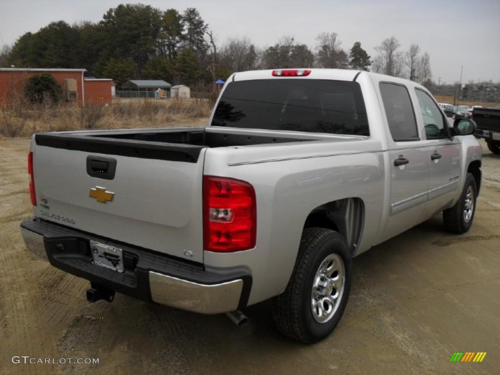 2011 Silverado 1500 LS Crew Cab - Sheer Silver Metallic / Dark Titanium photo #4